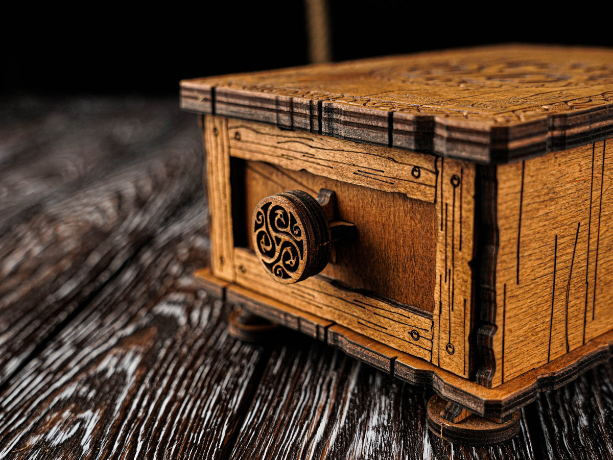 engraved tarot box