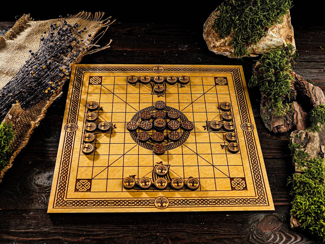 Hnefatafl Board Game