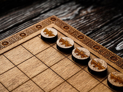 Latrunculi Board Game
